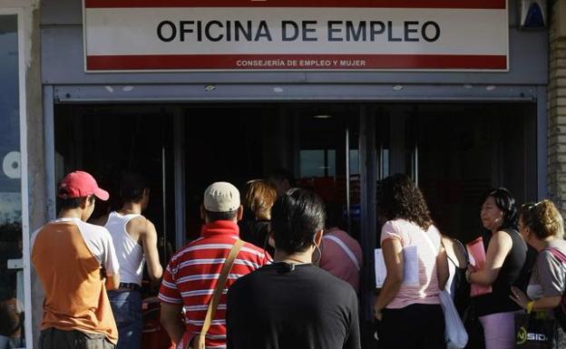 La afiliación a la Seguridad Social en León baja un 1,25% en enero con 1.935 cotizantes menos
