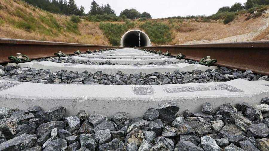 Foro aplaude la rapidez de Adif para atender su propuesta de instalar doble vía en el AVE de León-Valladolid