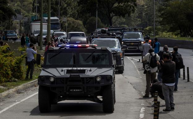 Una grabación revela que el expolicía venezolano Óscar Pérez negoció su rendición