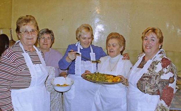 Folgoso de la Ribera rinde tributo al embutido rey de la gastronomía berciana en su XIX Fiesta del Botillo