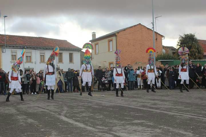 Velilla de la Reina celebra sus antruejos