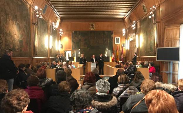 La Diputación aumenta hasta los 250.000 euros la partida destinada al programa de Educación de Adultos