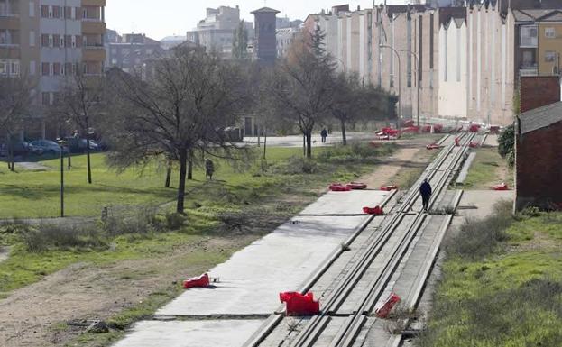 La obra de Feve está «entregada y ejecutada» pero se teme que las elecciones retrasen su reapertura