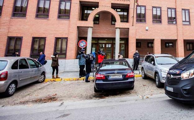 La Policía recupera imágenes de la menor de Aranda en los teléfonos móviles de los futbolistas leoneses