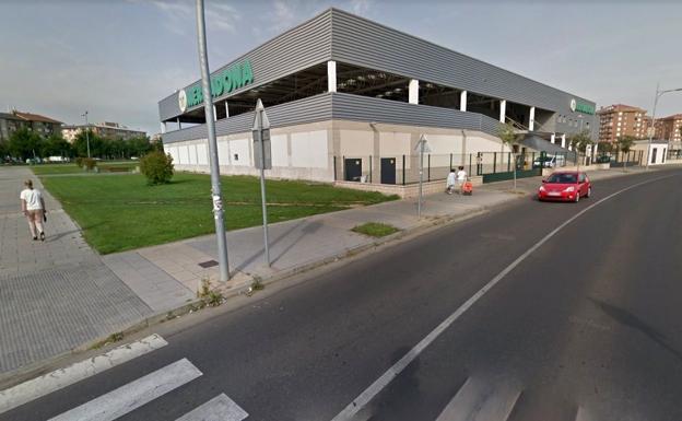 El Mercadona de la Universidad cierra sus puertas durante dos semanas para convertirse en una Tienda Eficiente