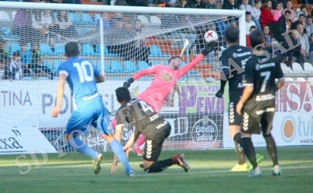 La Ponferradina sigue sin aclarar su futuro