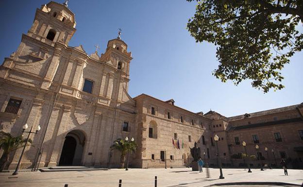 León en Común asegura que la UCAM solo busca «el deterioro de la Universidad de León»