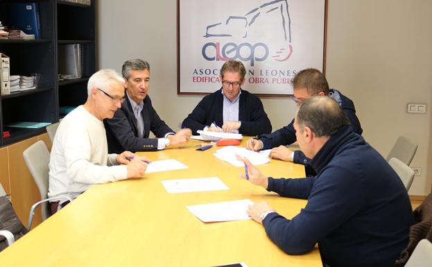 Aleop organiza una jornada informativa sobre la nueva Ley de Contratos del Sector Público