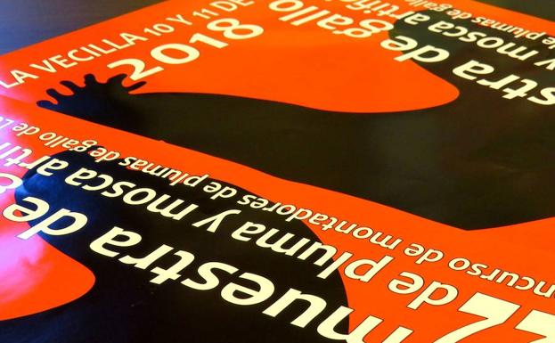 La Vecilla muestra su defensa del gallo de pluma con la XXII feria que potencia una especie «única»