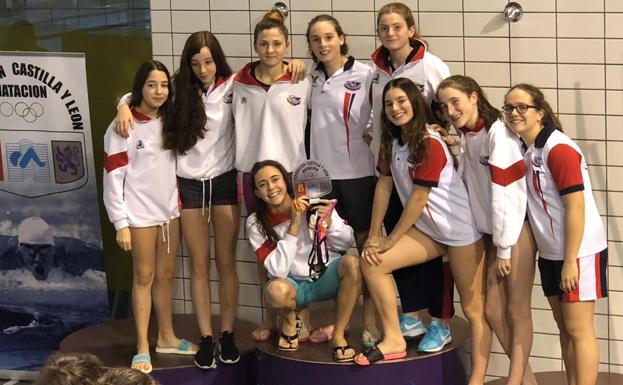 El CN León, campeón infantil femenino de Castilla y León