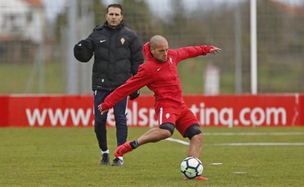 Rubén Baraja: «La Cultural ya no toma tantos riesgos a la hora de sacar el balón»