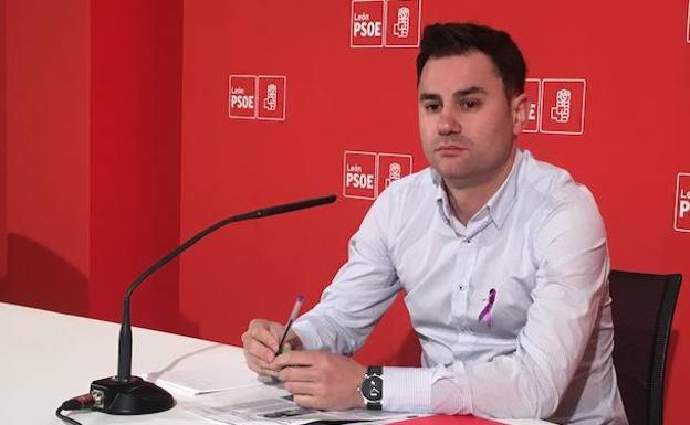 Cendón considera que la visita de Santamaría evidencia que «el PP no tiene proyecto para León»