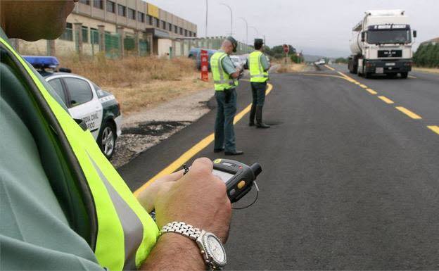 La DGT centrará la vigilancia en las carreteras convencionales durante esta Semana Santa