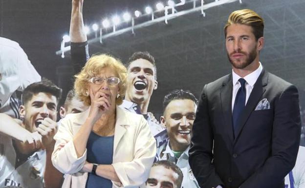 Sergio Ramos, atrapado por el ladrillo y Manuela Carmena