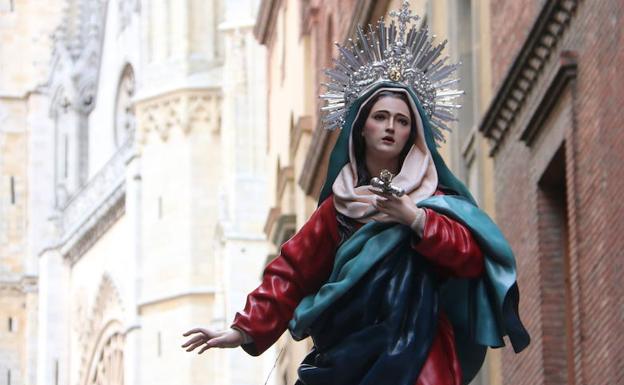 Una luz de esperanza guía a León