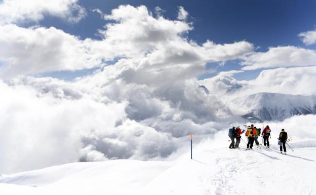 El director de una escuela de alta montaña es uno de los españoles fallecidos en Suiza