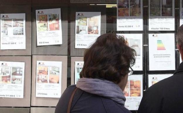 La compraventa de vivienda refleja 285 operaciones en la provincia de León, 14 más que en febrero de 2017