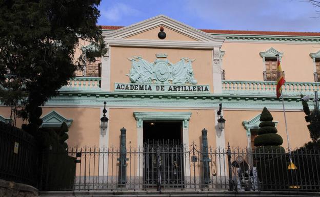 Investigan a tres mandos de la Academia de Artillería de Segovia por coaccionar a una alumna para que abortara