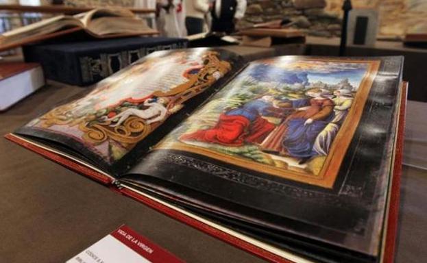 Ponferrada cuenta ahora en su Biblioteca Templaria la colección de facsímiles de Jesús Rodríguez Blanco