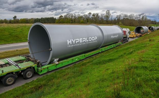 Las piezas para ensamblar Hyperloop llegan a Europa