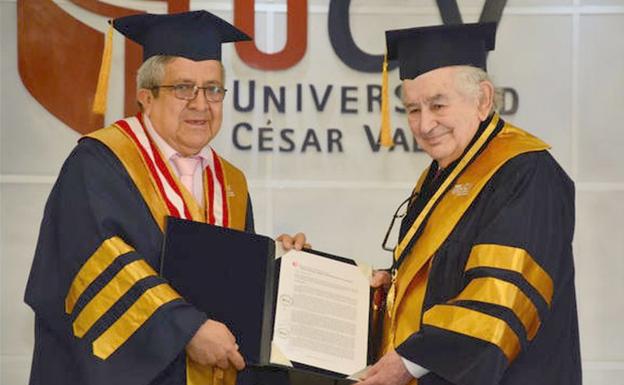 Antonio Gamoneda, 'honoris causa' en Perú