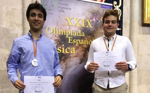 Los representantes de León se alzan con dos platas en la XXIX Olimpiada Española de Física