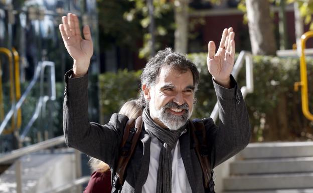 Òmnium niega recibir subvenciones y acusa a la Guardia Civil de «falsear» datos