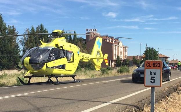 Dos heridos al volcar un turismo en la AP-71 en Villadangos del Páramos