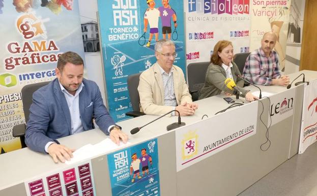 La capital leonesa acogerá el 5 de mayo el I Torneo de Squash a beneficio de Autismo León