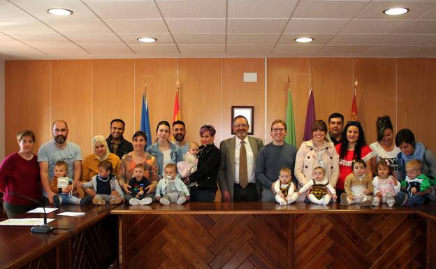 El Ayuntamiento de Villarejo fomenta la natalidad con 3.000 euros en ayudas