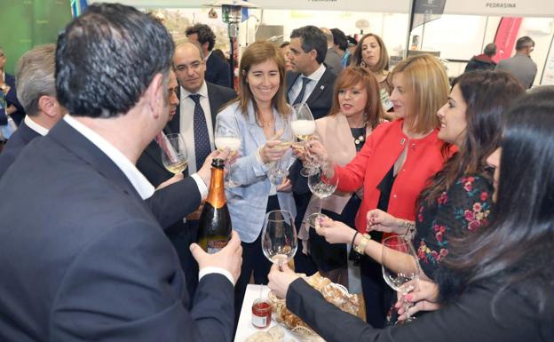 Ponferrada presenta la gastronomía del Bierzo en Portugal como clave para el turismo de interior de calidad