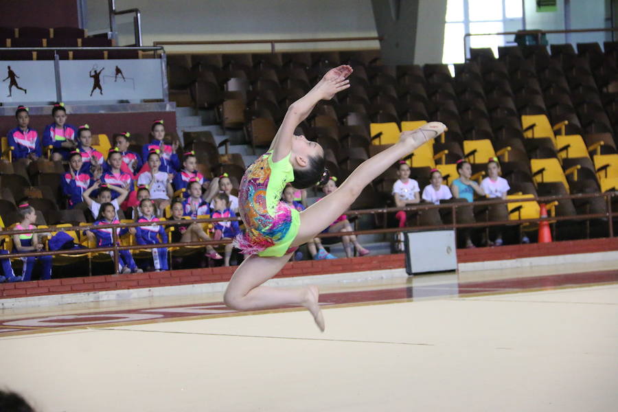 Torneo de gimnasia en el Palacio de Deportes
