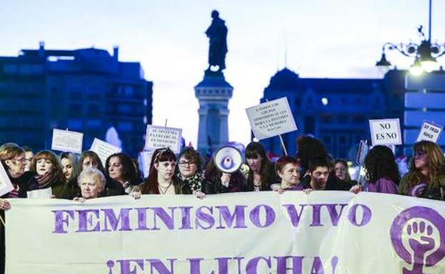 'Clara Campoamor' alza la voz contra el comercio del cuerpo de la mujer