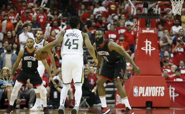 Los Jazz empatan la serie ante los Rockets