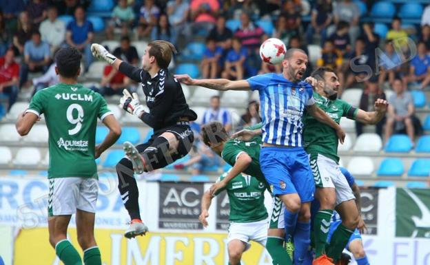Bochornosa salvación de la Ponferradina