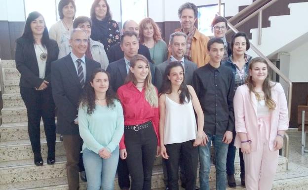 Alumnos del Bachillerato de Excelencia del Sánchez Albornoz exponen sus investigaciones