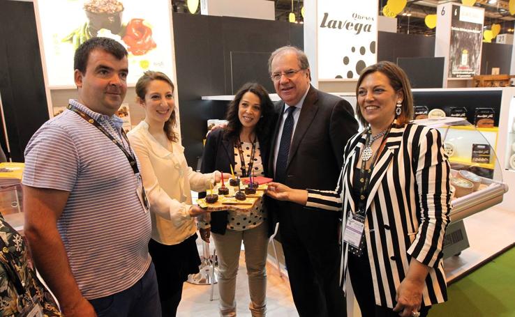 Juan Vicente Herrera visita el Salón de Gourmets de Madrid