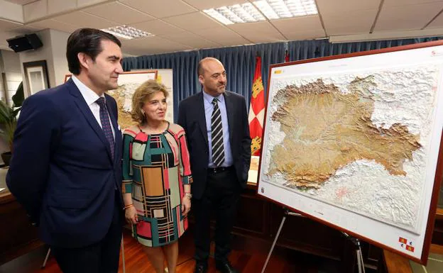 Castilla y León estrena mapa autonómico con más de 4.000 ejemplares para ayuntamientos, centros educativos y bibliotecas