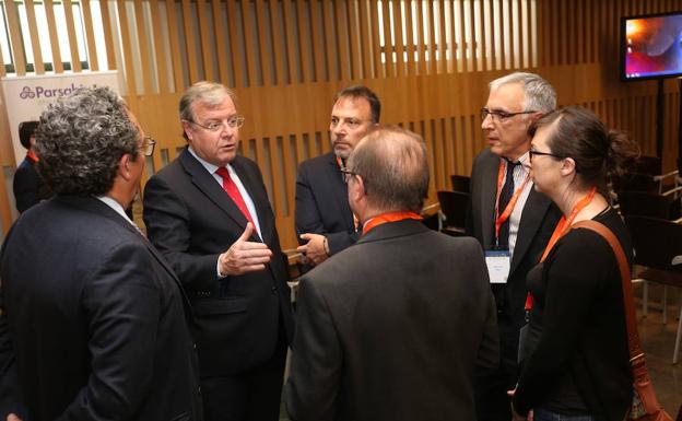 Silván inaugura el Congreso de Diálisis y Trasplante destacando el «capital humano» de la Sanidad