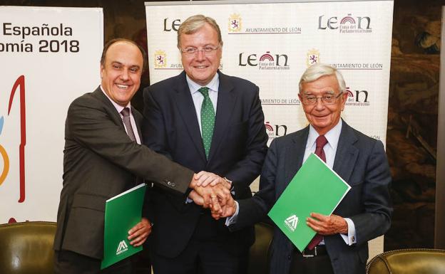 León acoge la firma del acuerdo para favorecer el consumo de productos españoles de la Red de Mercasa en la alta gastronomía