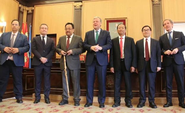 León abre sus puertas a Asia para impulsar relaciones comerciales de «ida y vuelta»