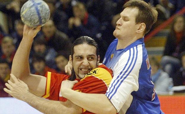 Garabaya se retira agradeciendo a Manolo Cadenas que le hiciera jugador