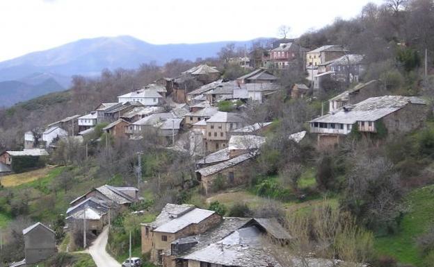 Bierzo Aire Limpio denuncia ante los juzgados el incendio de Viariz por ser un «delito ecológico»