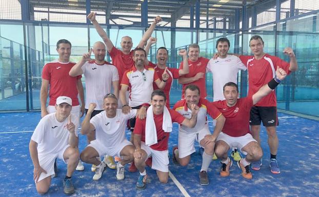 Dos leoneses se proclaman campeones de pádel por selecciones autonómicas de veteranos