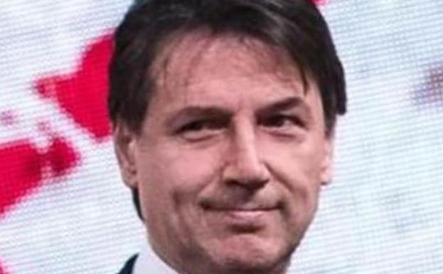 El M5E y la Liga entregan el Gobierno italiano a un técnico