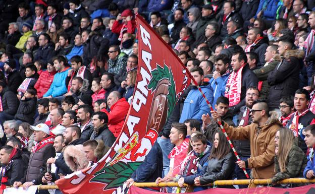 1.500 entradas para el Oviedo y precios a la mitad para los socios