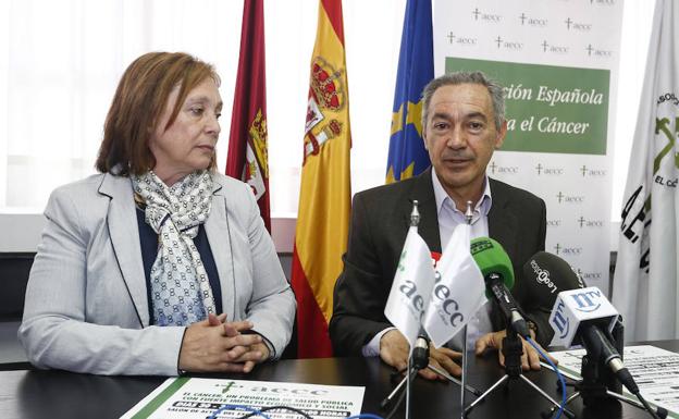 AECC León organiza unas jornadas para tratar el impacto económico y social del cáncer