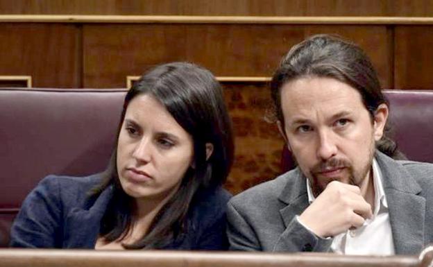 Las bases de Podemos en León votan «con indiferencia» sobre futuro de Pablo Iglesias e Irene Montero