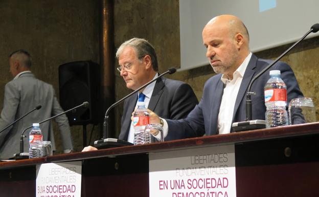 Jueces para la Democracia clama en León contra el «peligroso retroceso» en la libertad de expresión