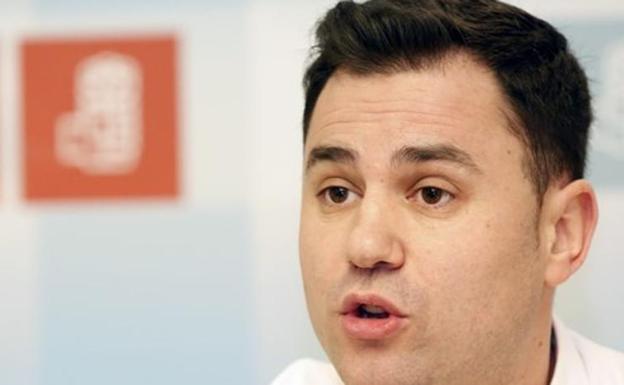 El PSOE leonés muestran su «apoyo total» a la moción de censura de Pedro Sánchez